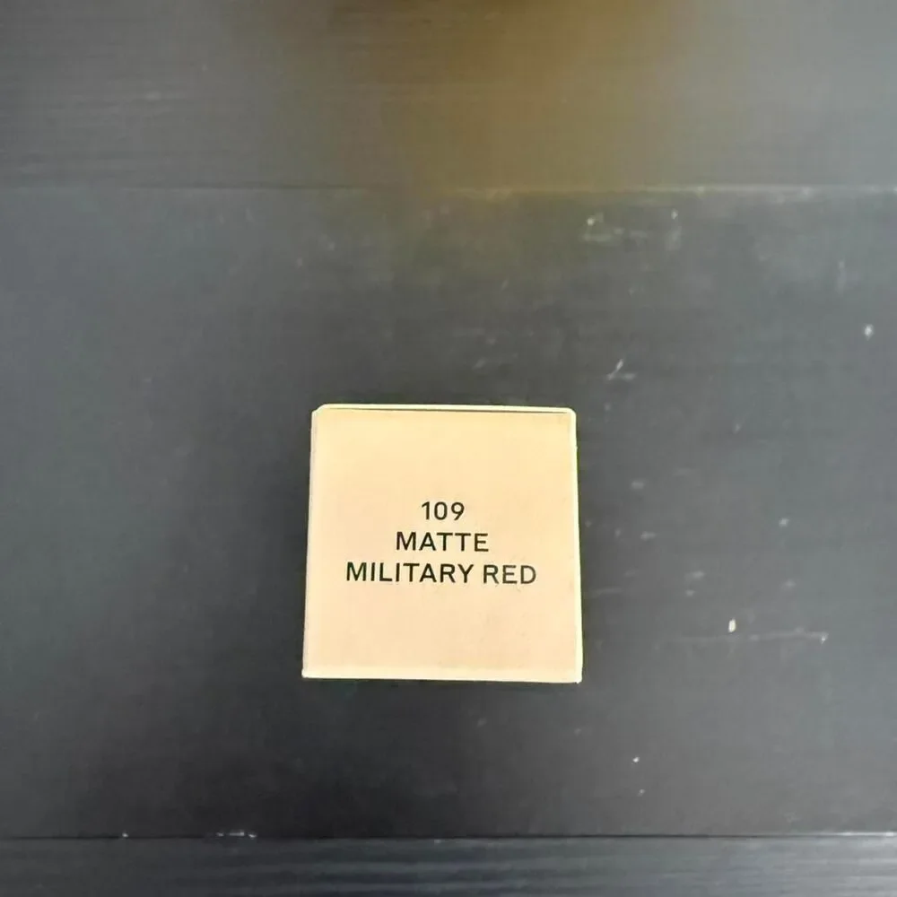 Burberry Matte Military Red lipstick 109 NIB